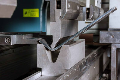 Dobra de Precisão CNC